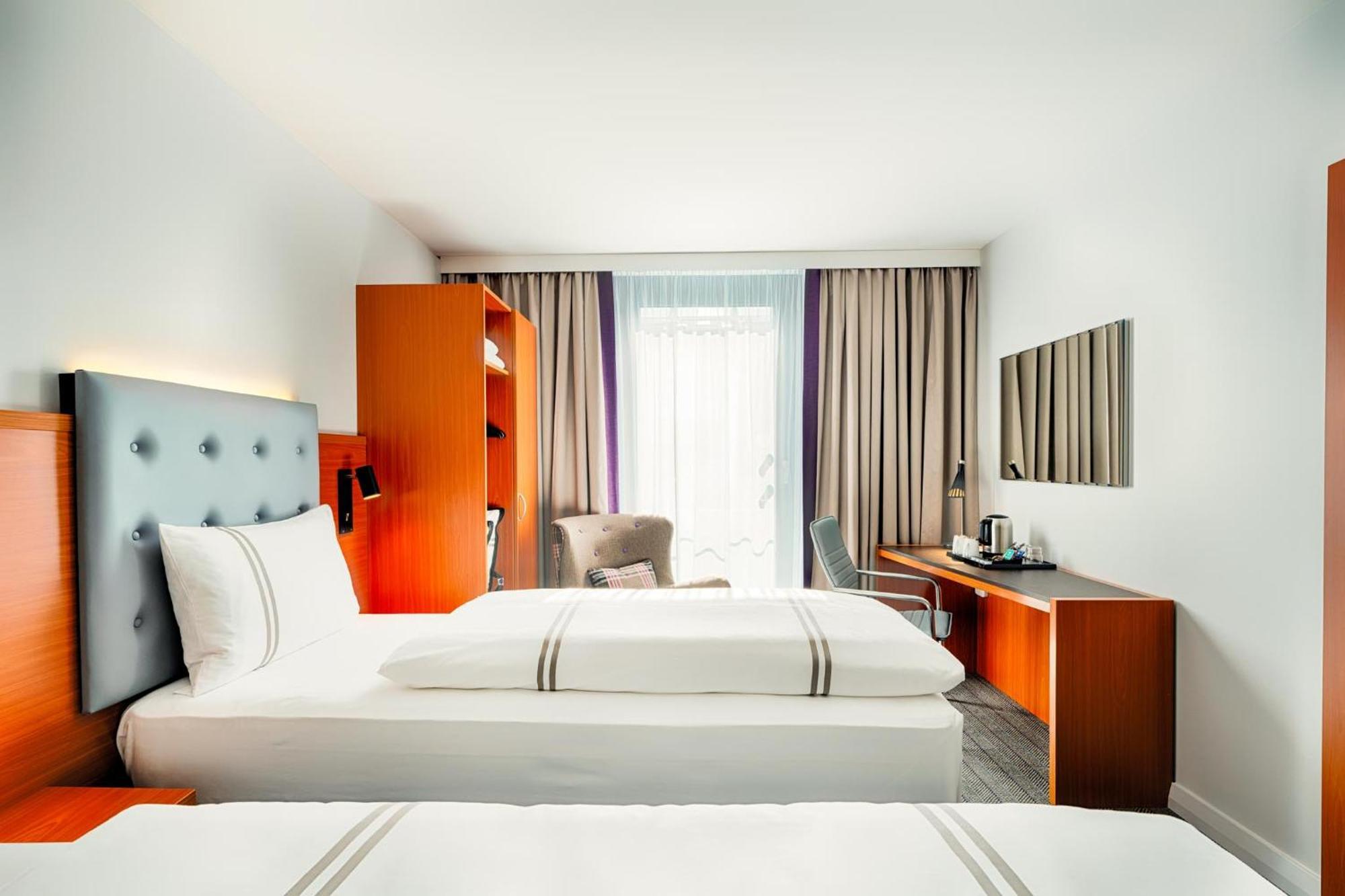 Premier Inn Frankfurt City Europaviertel Франкфурт-на-Майне Экстерьер фото